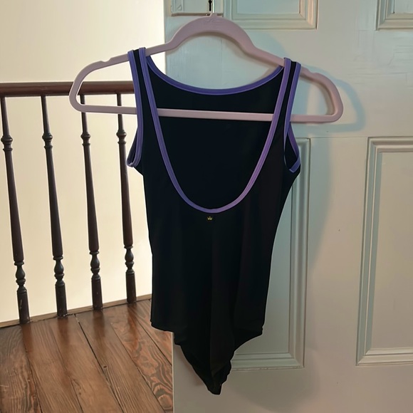 Maria low back boat neck leotard - Picture 2 of 2